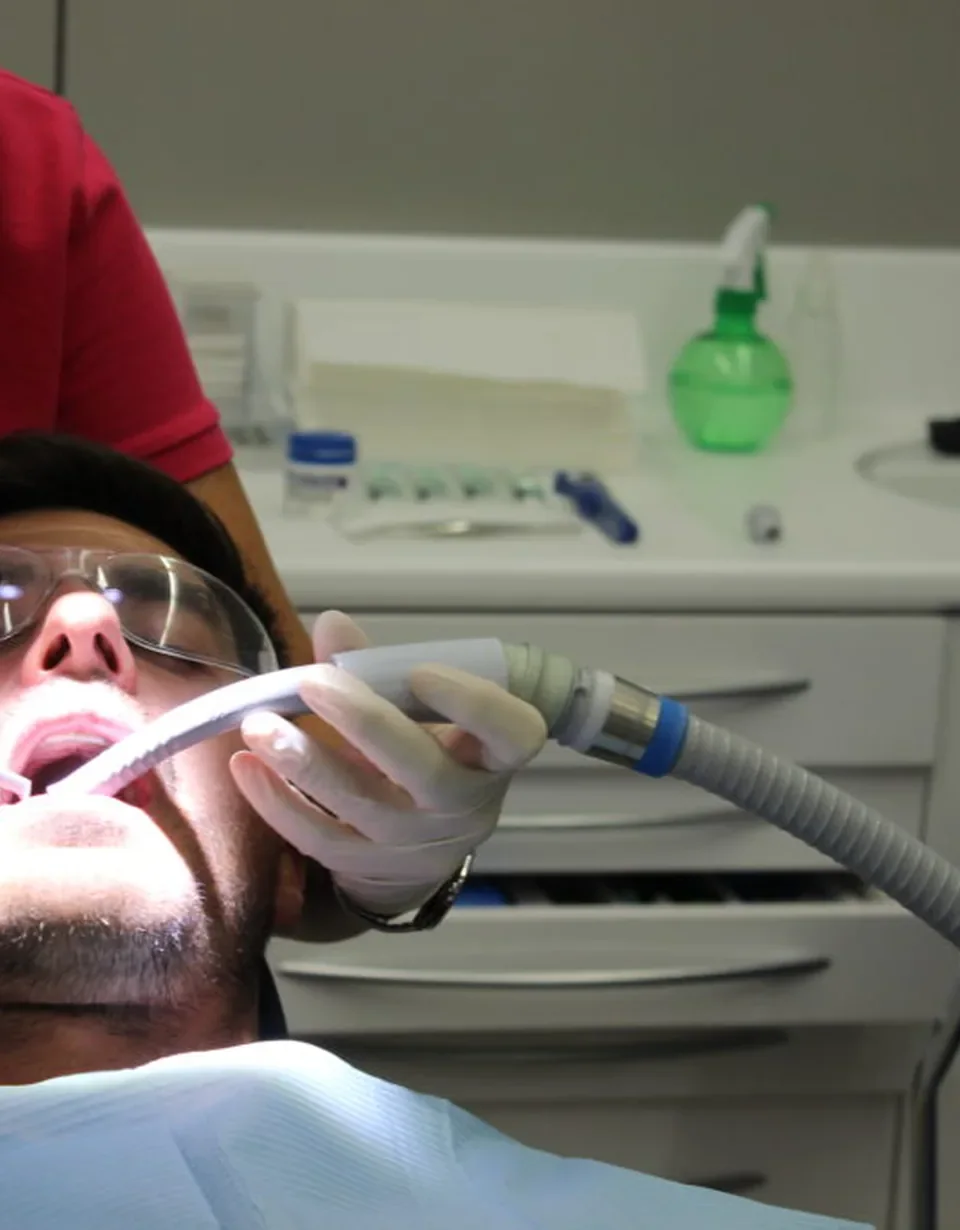 Aeropulidor en Clínica Dental Susana Ocio